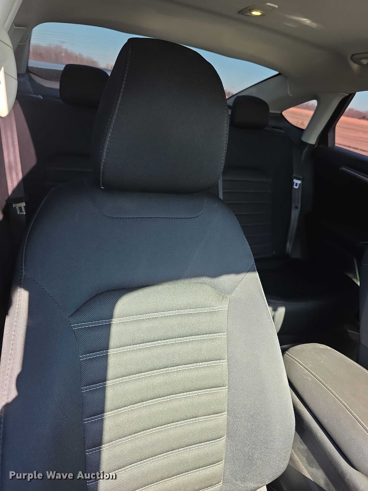 image for item FI0887 2015 Ford Fusion SE 