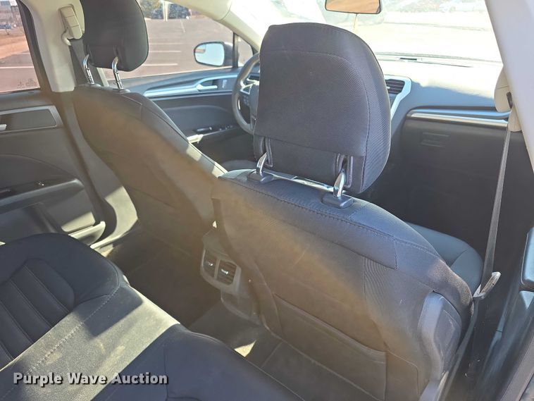 image for item FI0887 2015 Ford Fusion SE 