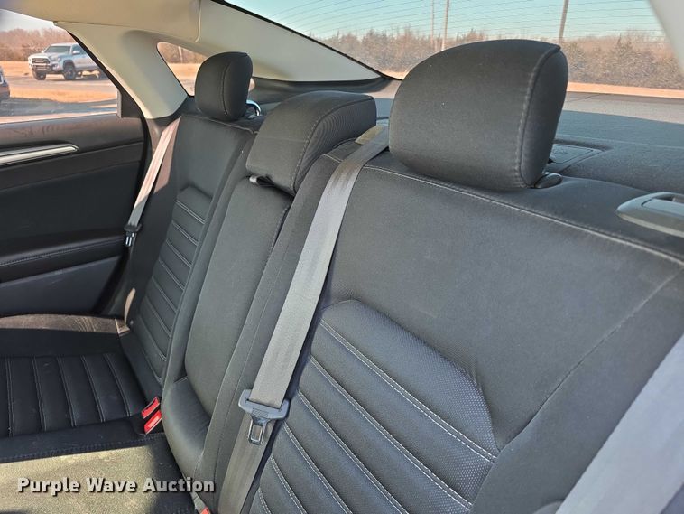 image for item FI0887 2015 Ford Fusion SE 