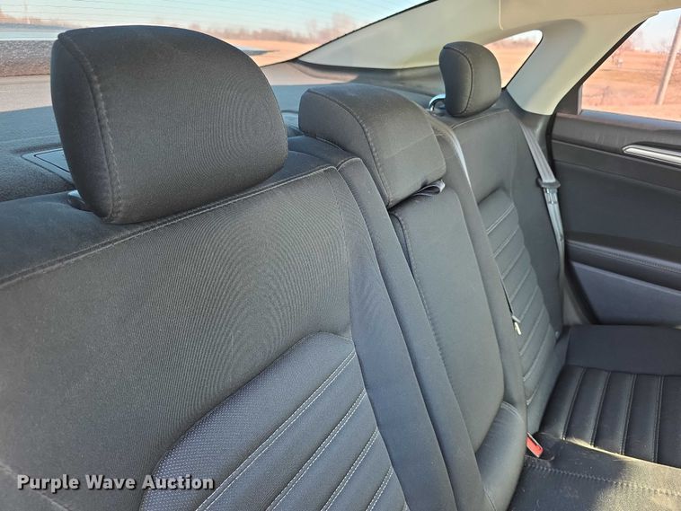 image for item FI0887 2015 Ford Fusion SE 