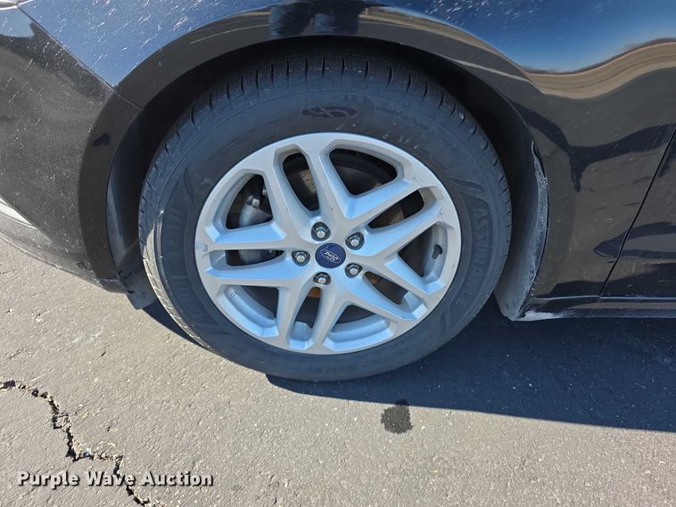 image for item FI0887 2015 Ford Fusion SE 