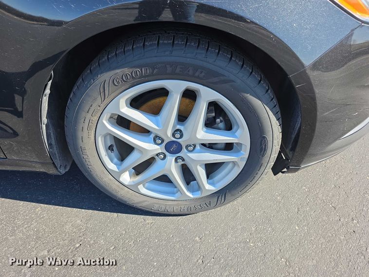 image for item FI0887 2015 Ford Fusion SE 