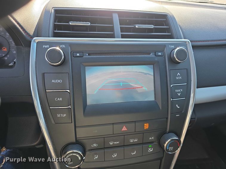 image for item FI0888 2017 Toyota Camry SE 