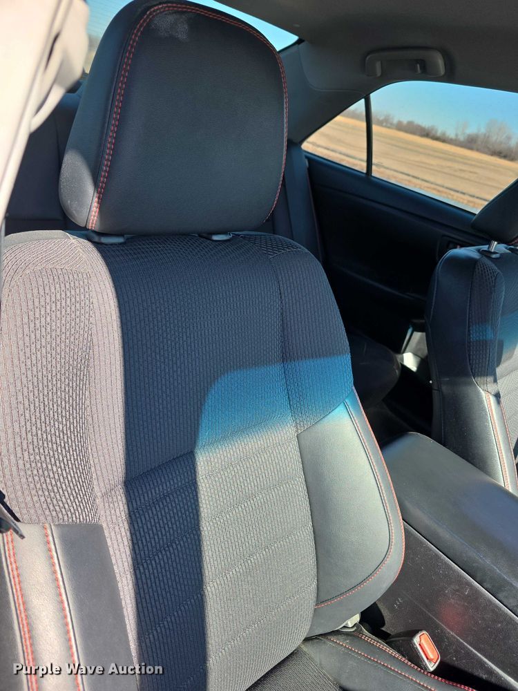 image for item FI0888 2017 Toyota Camry SE 