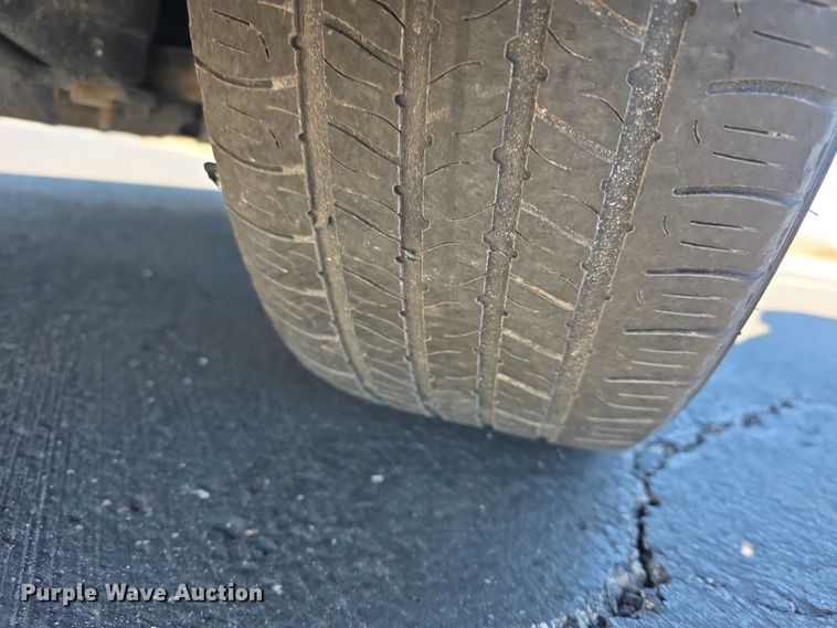 image for item FI0888 2017 Toyota Camry SE 