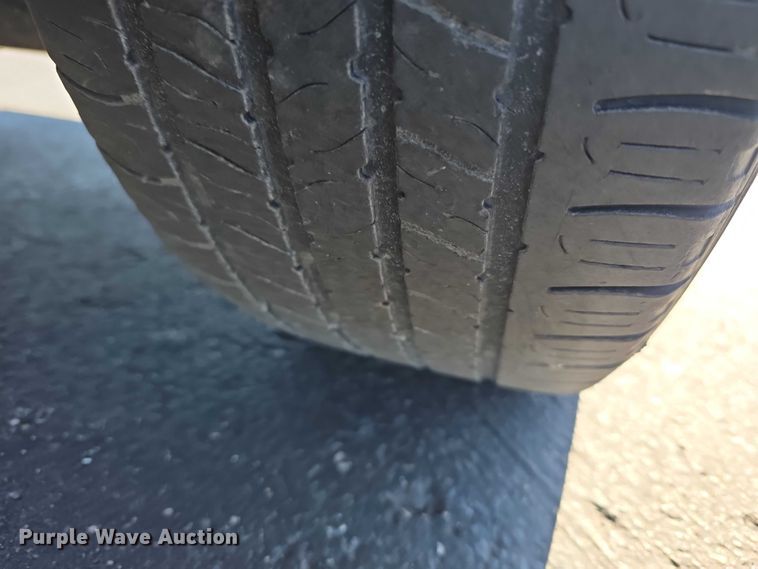 image for item FI0888 2017 Toyota Camry SE 