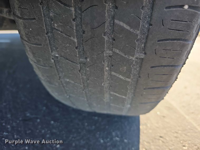 image for item FI0888 2017 Toyota Camry SE 