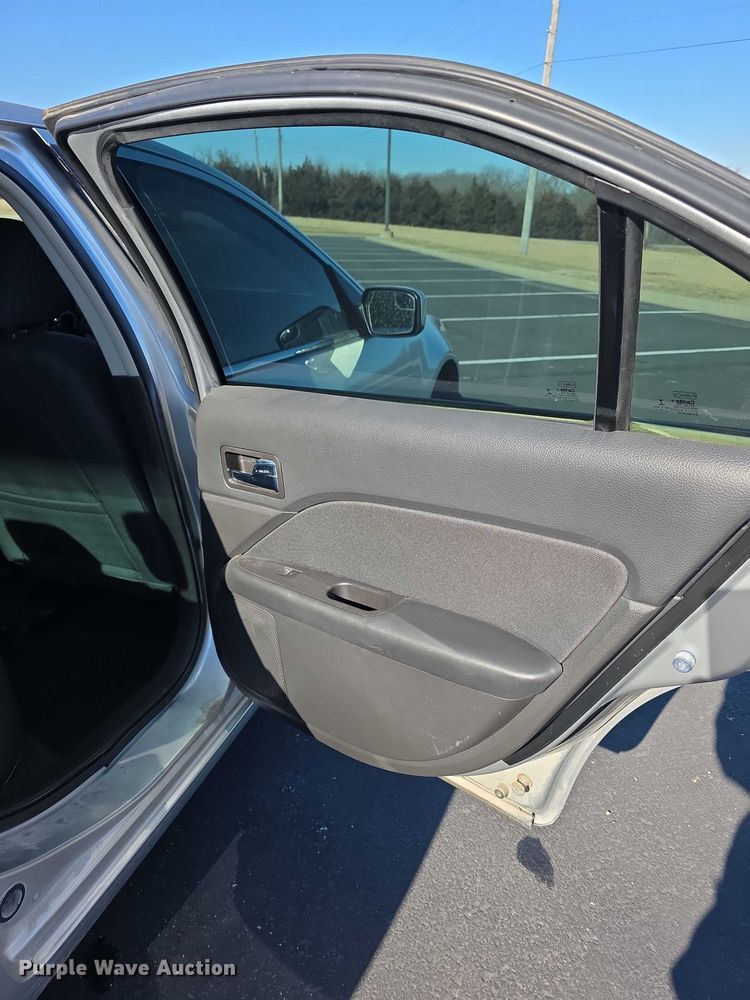 image for item FI0889 2012 Ford Fusion SE 