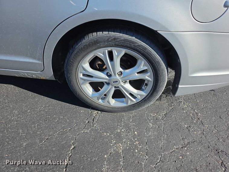 image for item FI0889 2012 Ford Fusion SE 