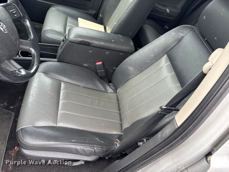 image for item FK1153 2008 Dodge Dakota Crew Cab pickup truck