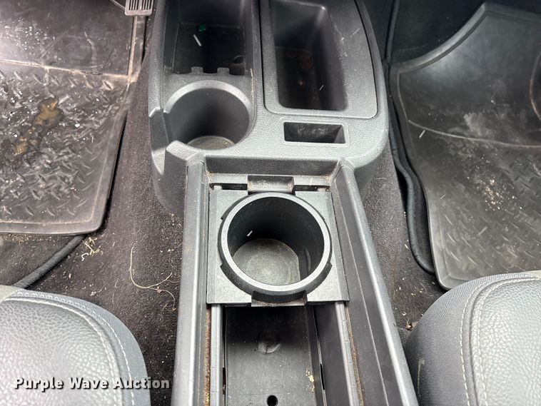 image for item FK1153 2008 Dodge Dakota Crew Cab pickup truck