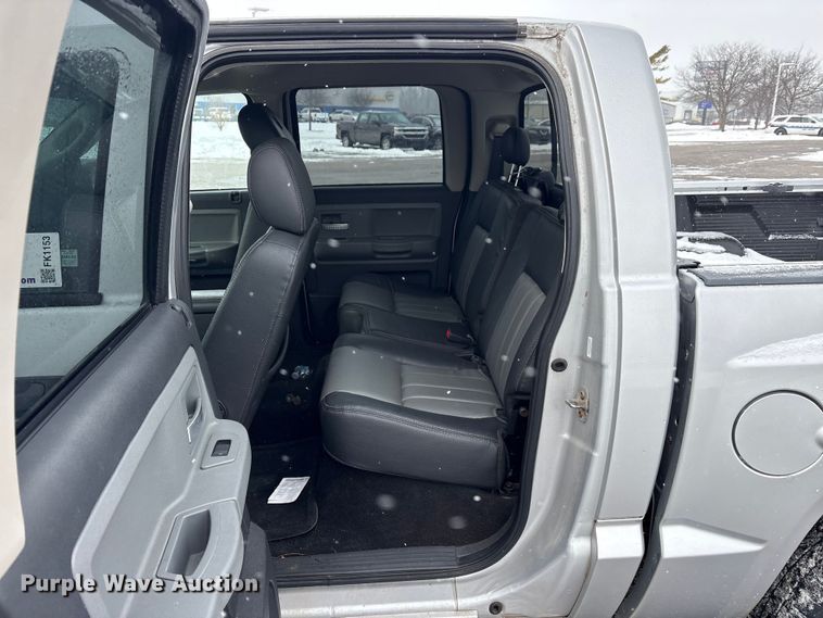 image for item FK1153 2008 Dodge Dakota Crew Cab pickup truck