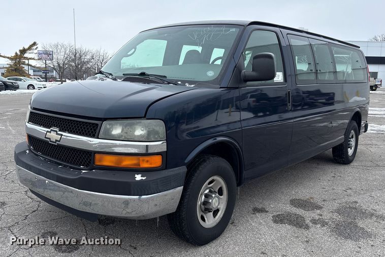 image for item FK1154 2007 Chevrolet Express 3500 van