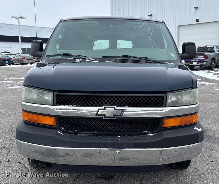 image for item FK1154 2007 Chevrolet Express 3500 van