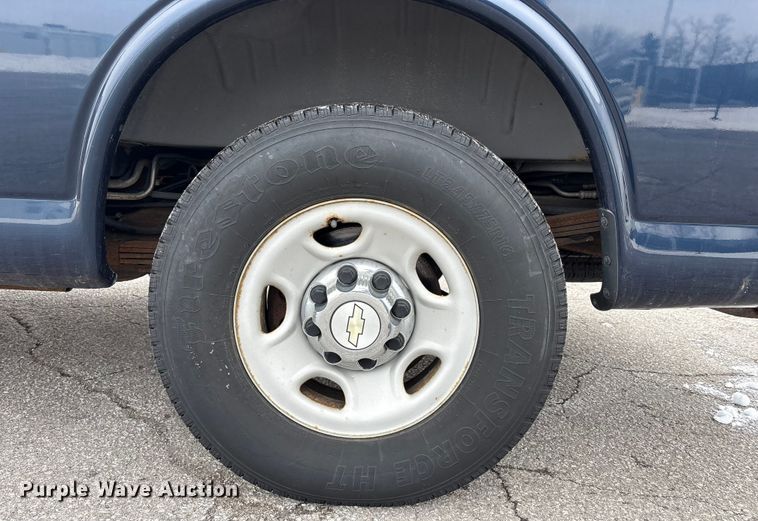 image for item FK1154 2007 Chevrolet Express 3500 van