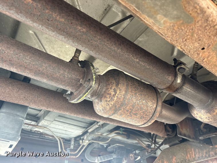 image for item FK1155 2005 GMC Savana van