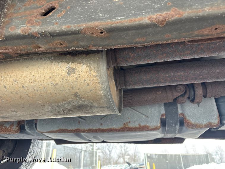 image for item FK1155 2005 GMC Savana van