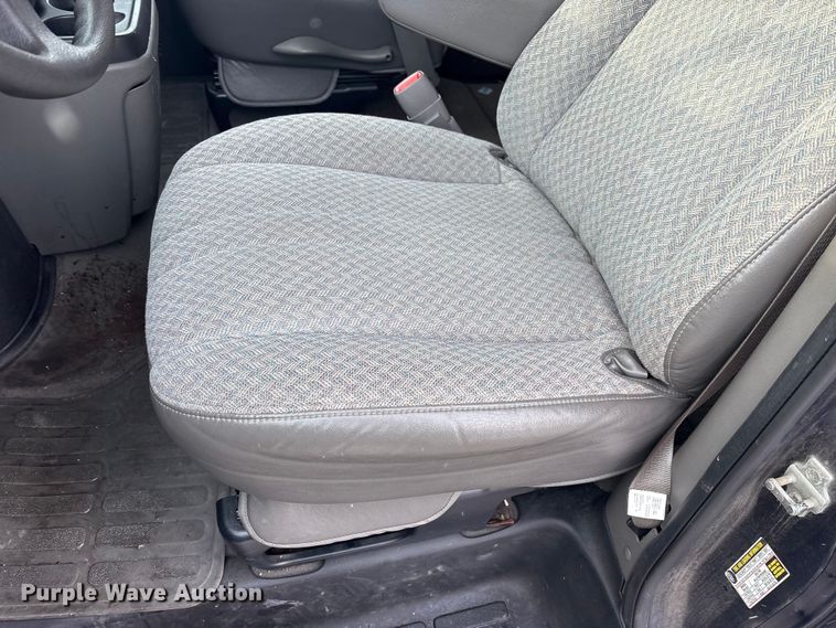 image for item FK1155 2005 GMC Savana van