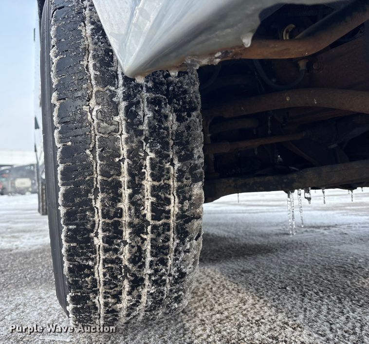 image for item FK1155 2005 GMC Savana van