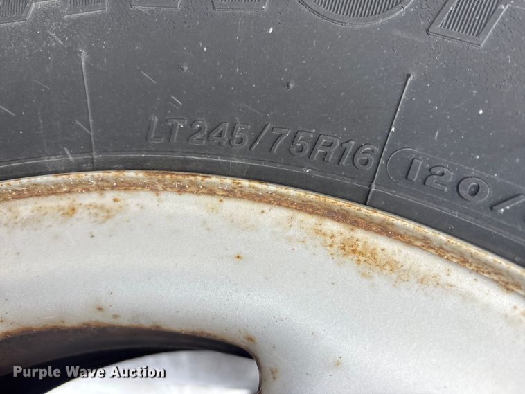 image for item FK1155 2005 GMC Savana van