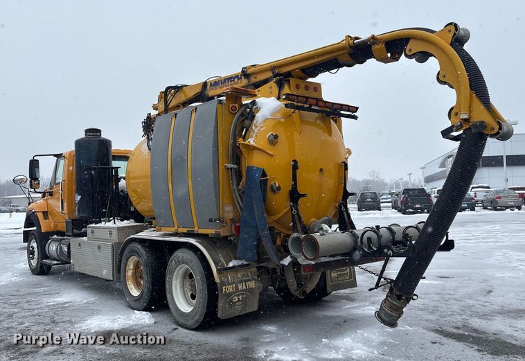 image for item FK1161 2013 International 7500 hydrovac truck