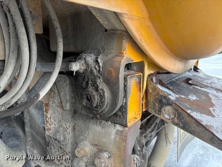 image for item FK1161 2013 International 7500 hydrovac truck