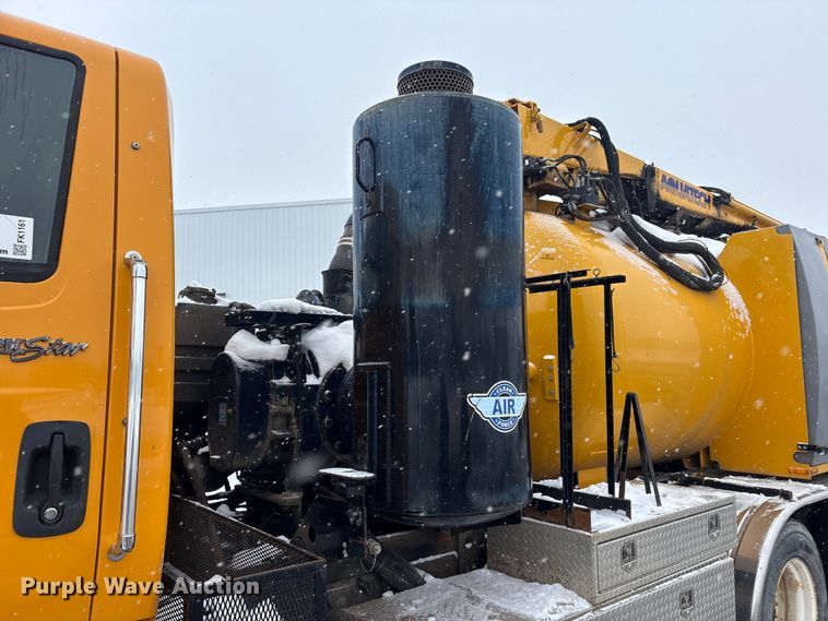 image for item FK1161 2013 International 7500 hydrovac truck