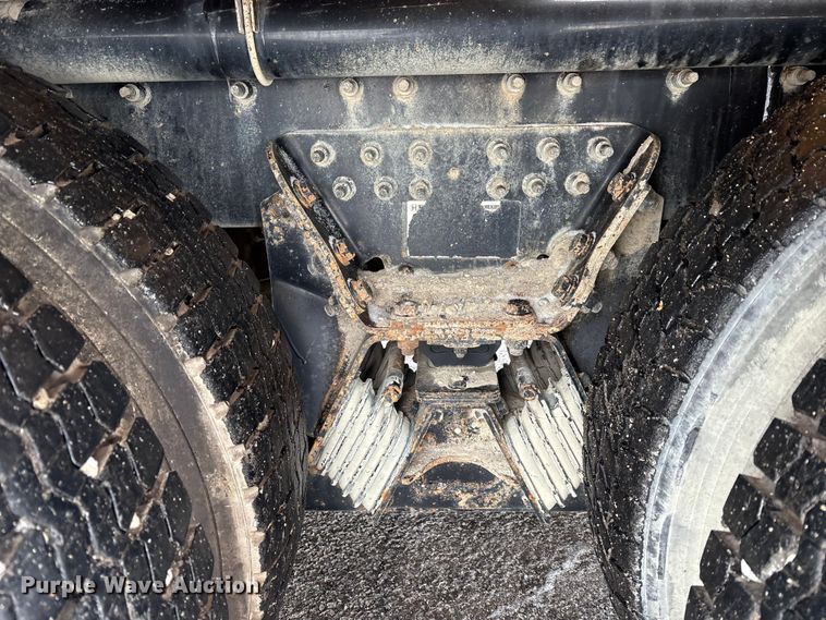 image for item FK1161 2013 International 7500 hydrovac truck