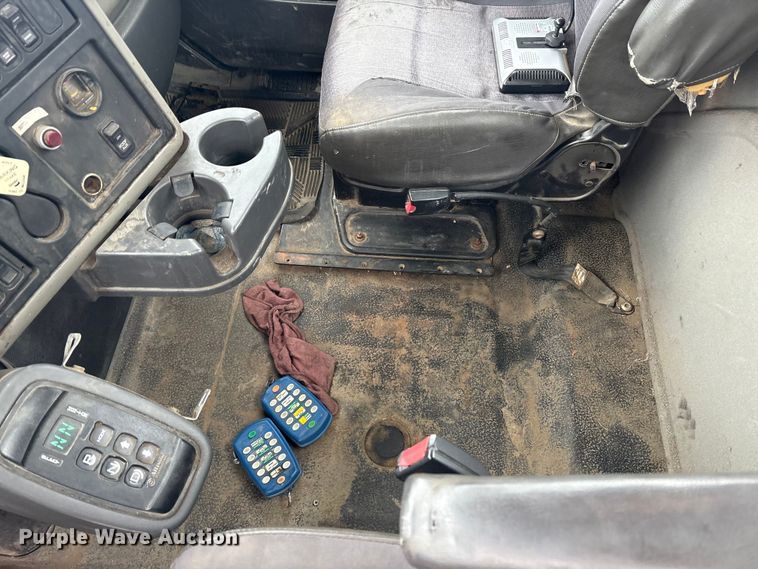 image for item FK1161 2013 International 7500 hydrovac truck