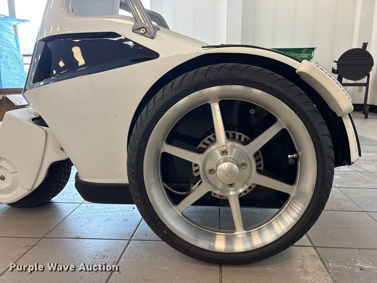 image for item FK1164 T3 Motion Segway