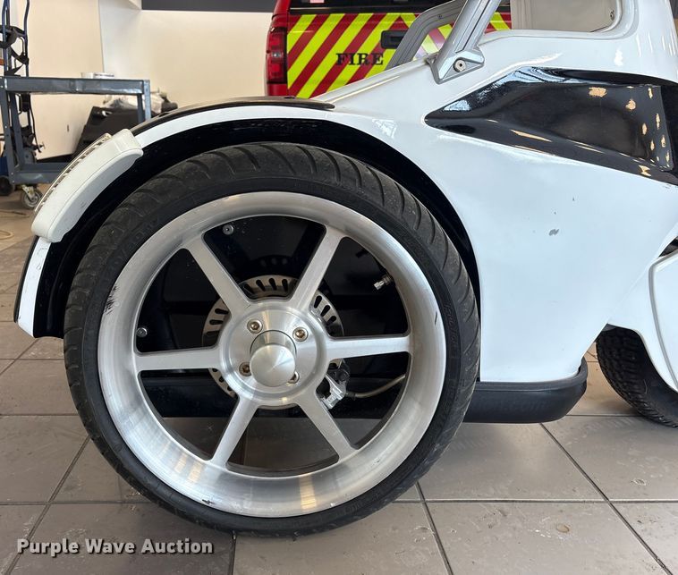 image for item FK1164 T3 Motion Segway