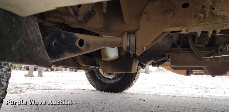 image for item IH9417 2002 BlueBird E450 school bus