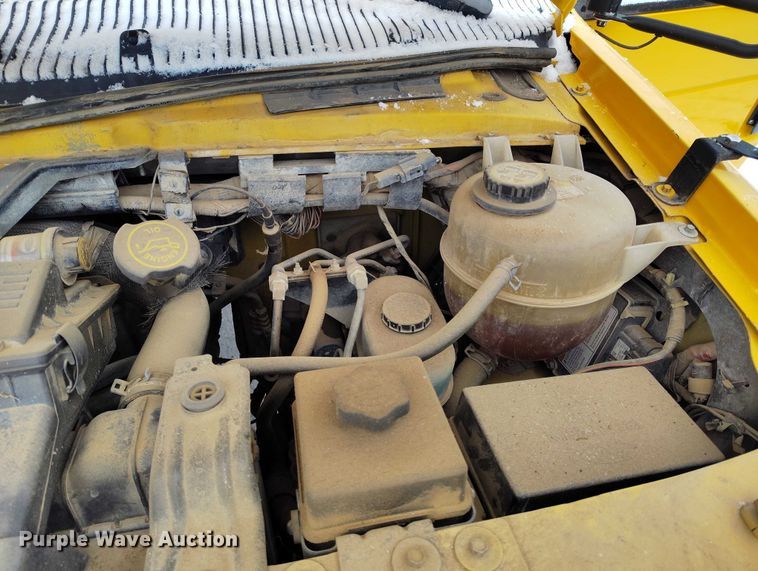 image for item IH9417 2002 BlueBird E450 school bus