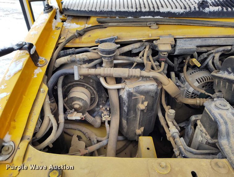 image for item IH9417 2002 BlueBird E450 school bus