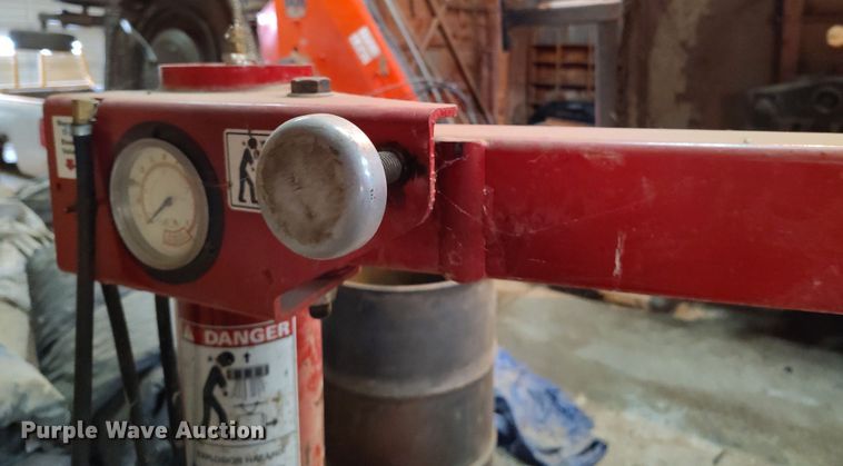 image for item IH9429 Coats 5040A tire machine