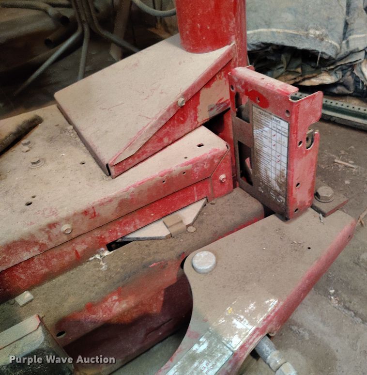 image for item IH9429 Coats 5040A tire machine