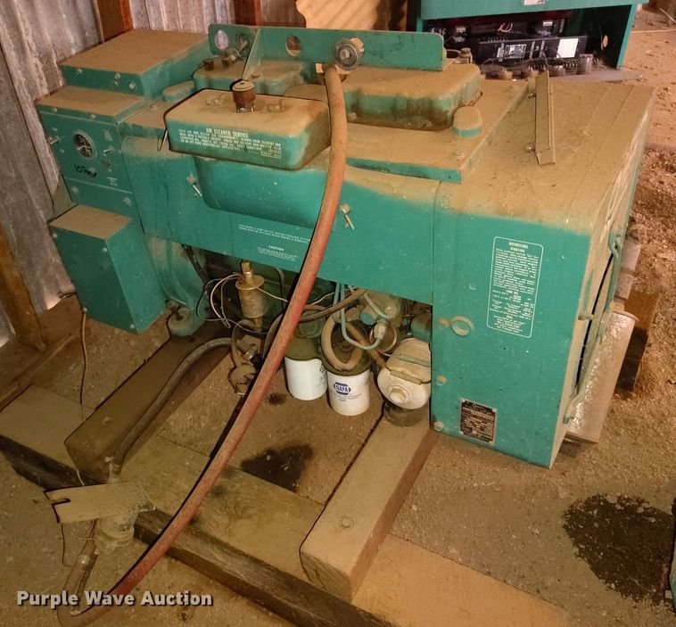 image for item IH9430 Onan 12.0 DJC generator