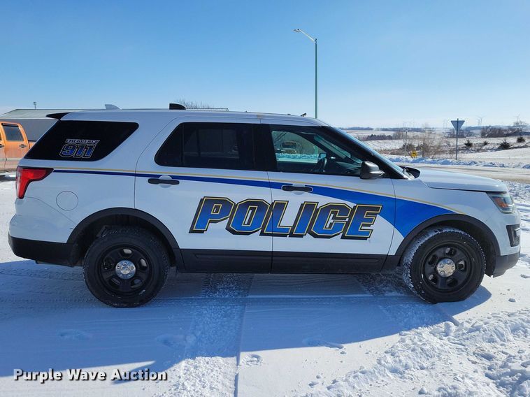 image for item NK9802 2017 Ford Explorer Police Interceptor  SUV