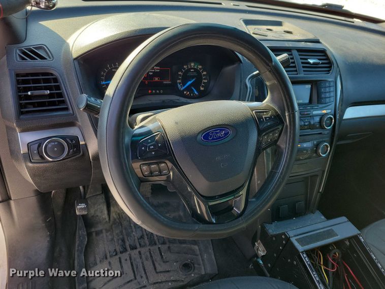 image for item NK9802 2017 Ford Explorer Police Interceptor  SUV
