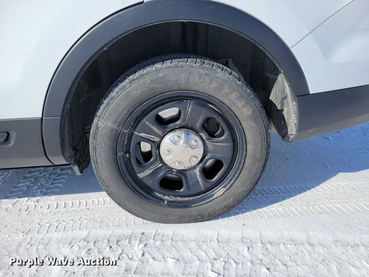 image for item NK9802 2017 Ford Explorer Police Interceptor  SUV