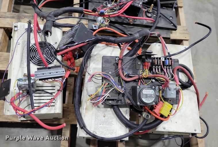 image for item NK9809 (6) Samples Power inverters