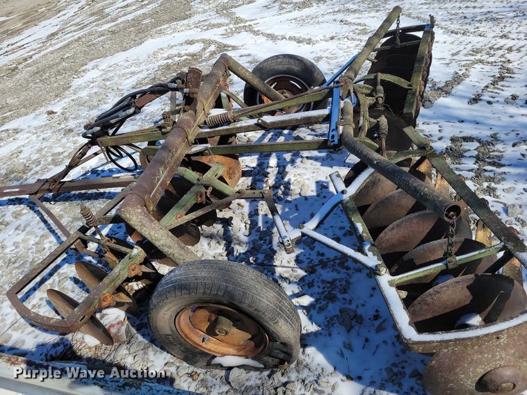 image for item NK9817 John Deere  tandem disk