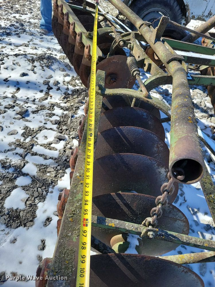 image for item NK9817 John Deere  tandem disk
