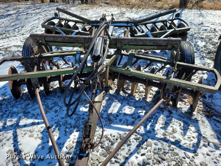 image for item NK9817 John Deere  tandem disk