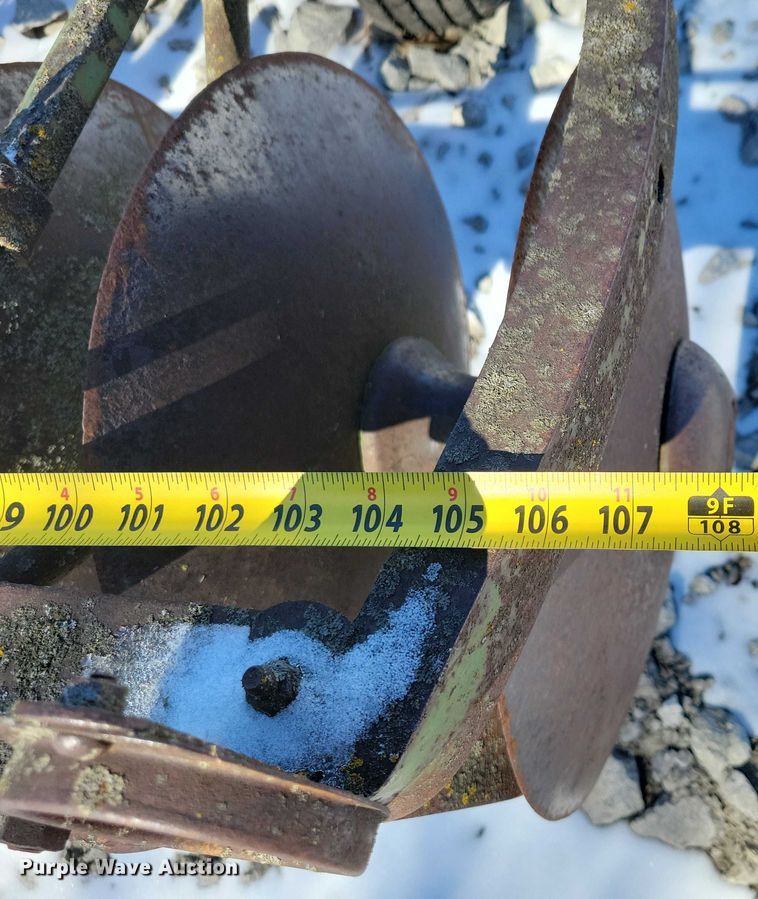 image for item NK9817 John Deere  tandem disk