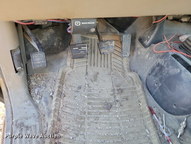 image for item NK9818 2002 Chevrolet  Silverado 2500HD  pickup truck