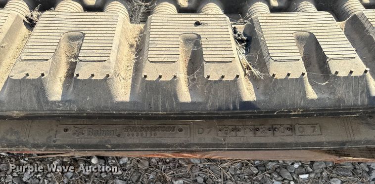 image for item OE9546 Bobcat skid steer tracks