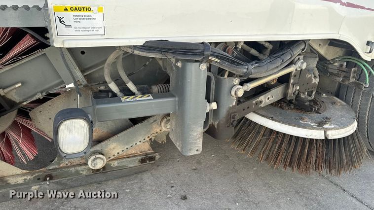 image for item OE9549 2014 Elgin Pelican street sweeper truck