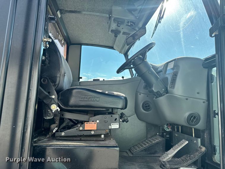 image for item OE9549 2014 Elgin Pelican street sweeper truck