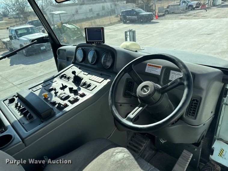 image for item OE9549 2014 Elgin Pelican street sweeper truck